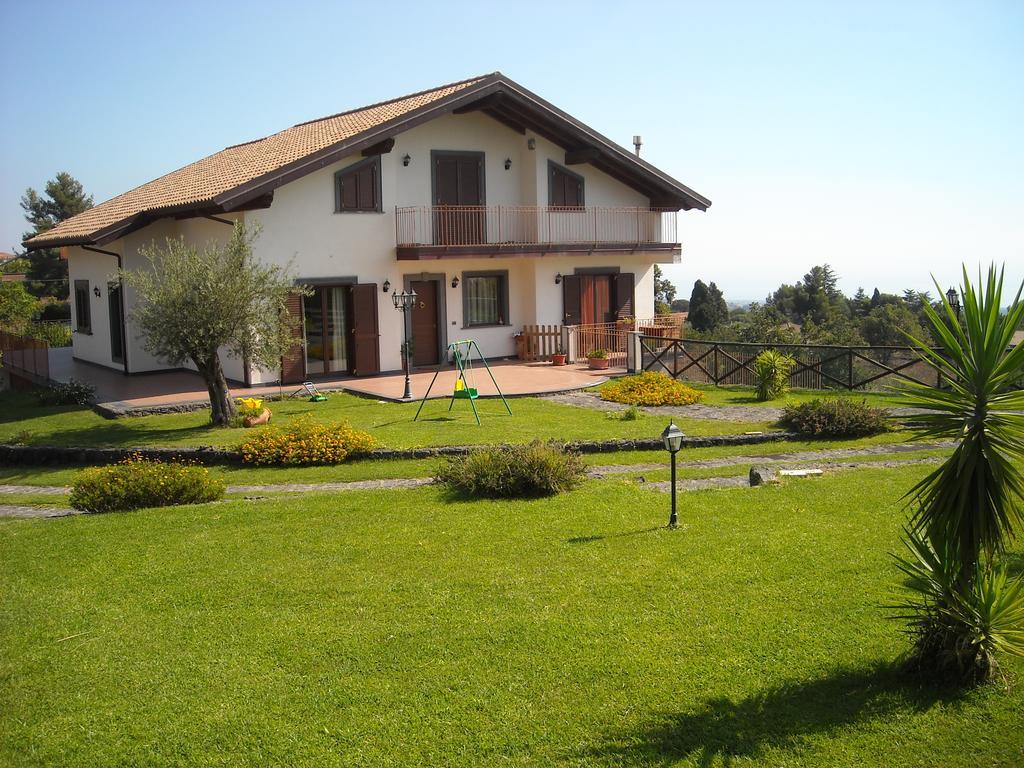 Aurora Dell'Etna Bed and Breakfast Zafferana Etnea Δωμάτιο φωτογραφία